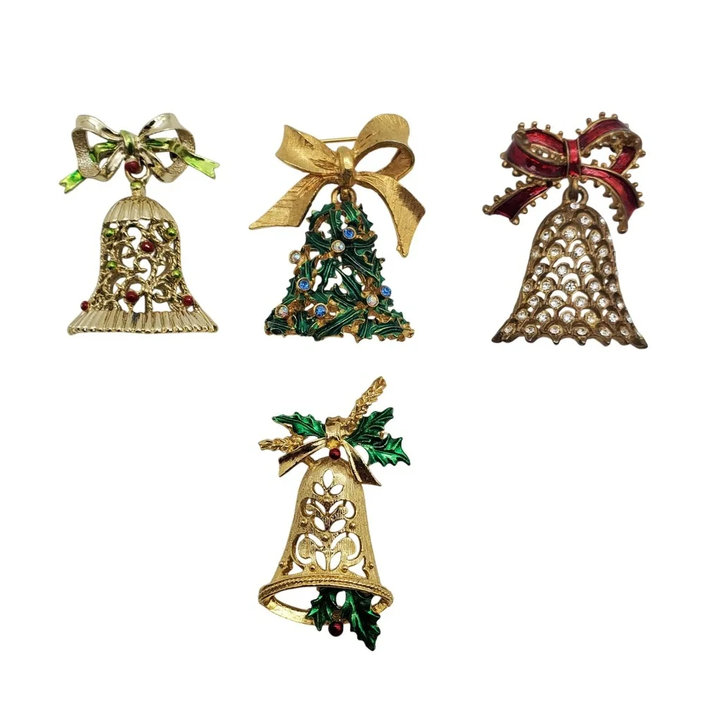 Gerrys Mylu Bell Brooch Gold Christmas Holiday Rhinestone Enamel Vintage Winter